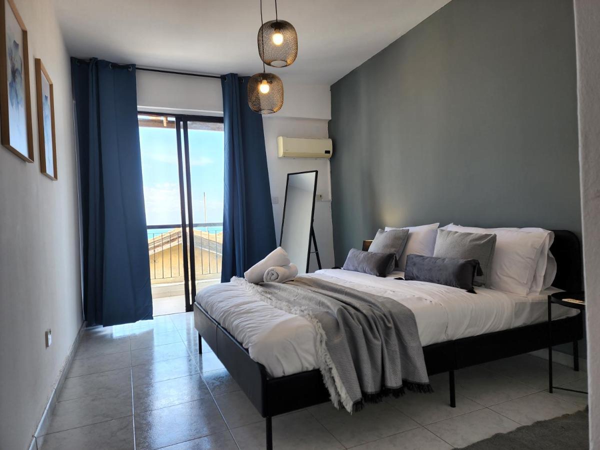 Kay'S City & Seaview One Bedroom Apartment Larnaca Exteriér fotografie
